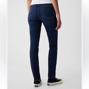 GAP Dark Blue Women's Straight Leg Jeans NWT